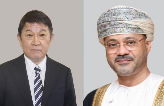  وزير الخارجية العماني يبحث هاتفيا مع نظيره الياباني المستجدات في المنطقة