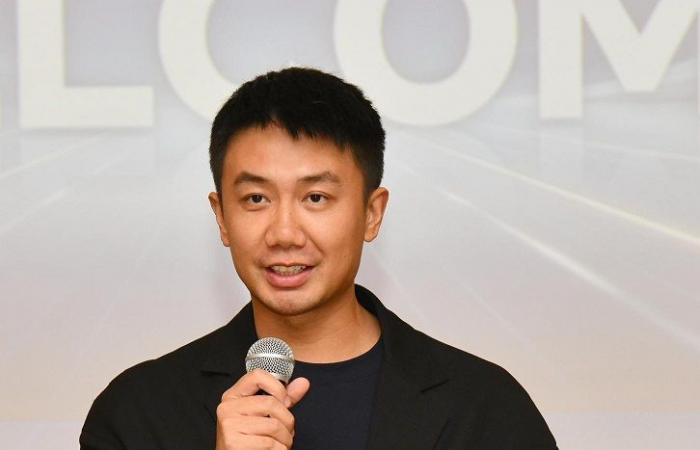HONOR تعلن عن إطلاق هاتف Magic V6 الجديد