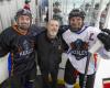 Former
      Ottawa
      police
      officer
      honoured
      in
      memorial
      hockey
      game
