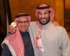 بصورة مع ميدالية نوبل.. محمد بن سلمان يلتقي عمر ياغي الفائز بالجائزة عام 2025