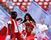 المغنية
      الكندية
      ألانس
      موريسيت
      تتألق
      في
      حفل
      افتتاح
      «كأس
      العالم
      2026»