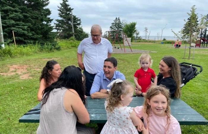 P.E.I. pub pulls Trudeau's photos after barrage of hate-filled comments 